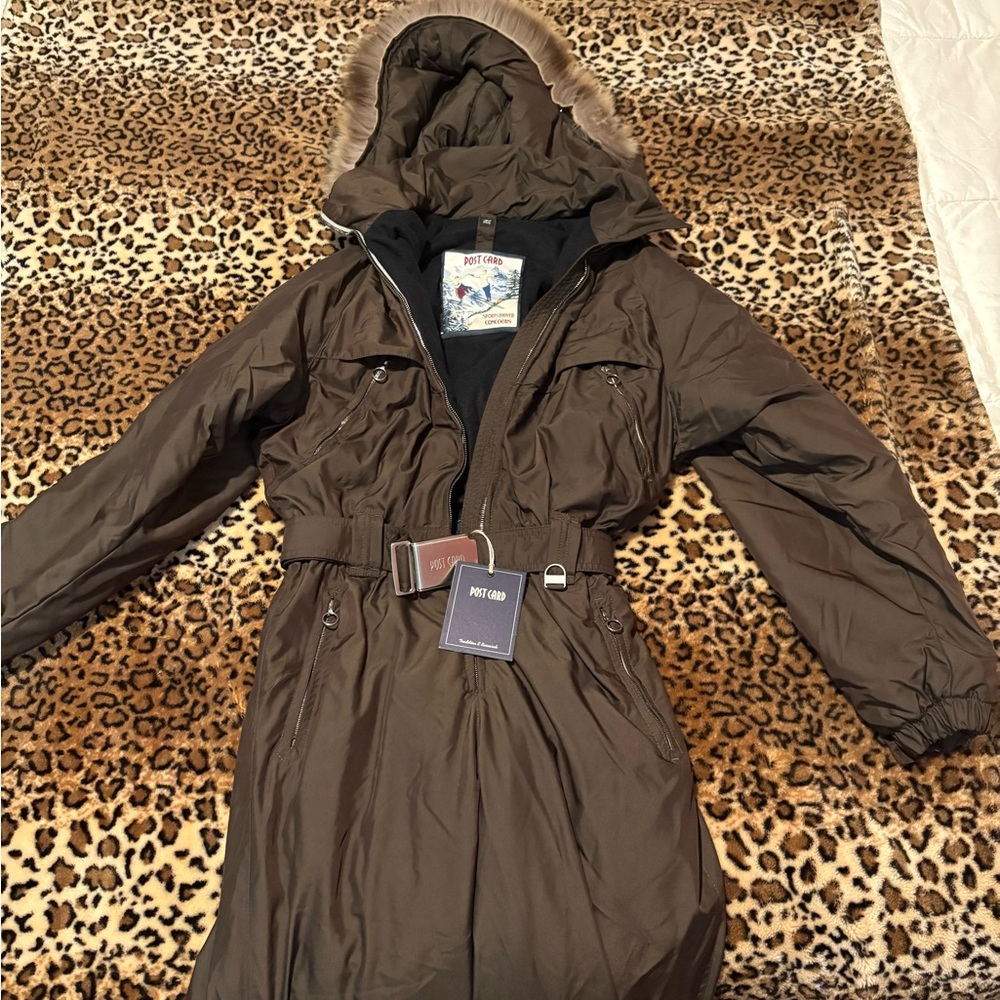 NWT Postcard Snowsuit🎀